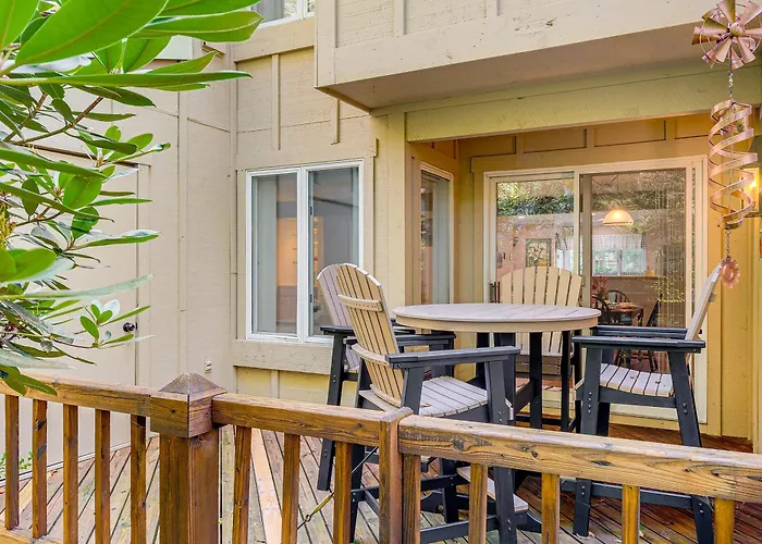 Lovely Pocono Pines Townhome Hike, Ski And Explore!